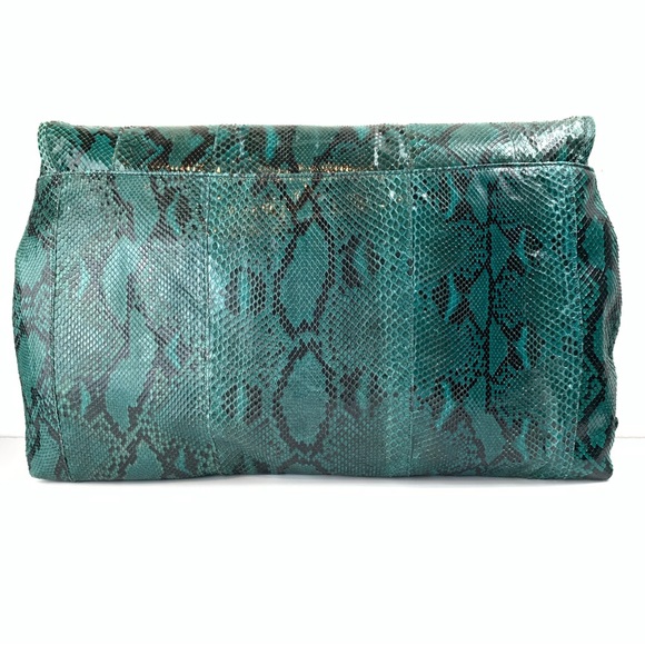 Rare Prada oversized clutch purse in genuine green python snakeskin leather nwot - Picture 2 of 16